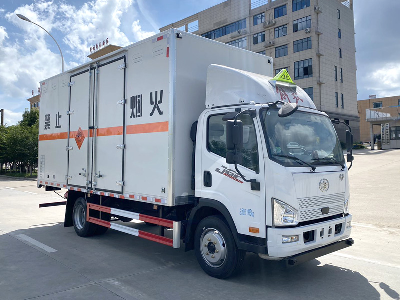 楚胜牌CSC5120XQYCA6爆破器材运输车